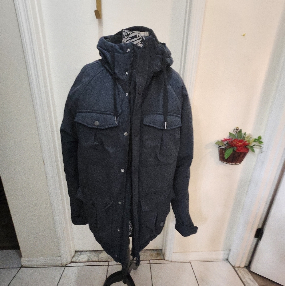 Divided  db supply quality thick winter jacket navy hooded Med